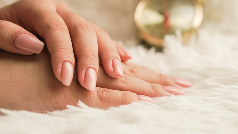 Natural nude manicure